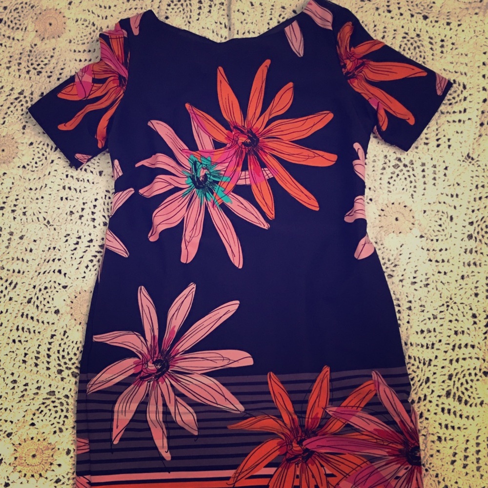 Julian Taylor Shift dress floral